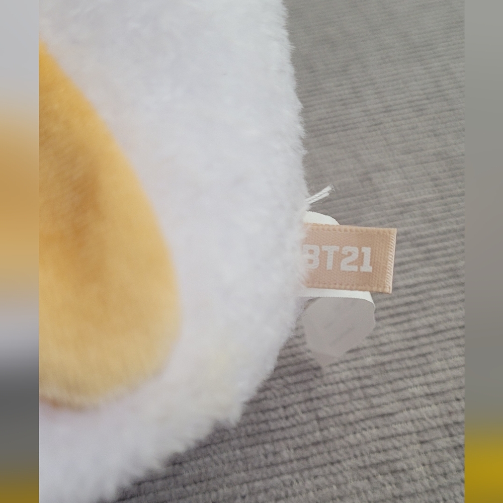 BT21/BTS K-Pop Chimmy Tatton Glitter Pouch, a plush drawstring pouch - Picture 12 of 12